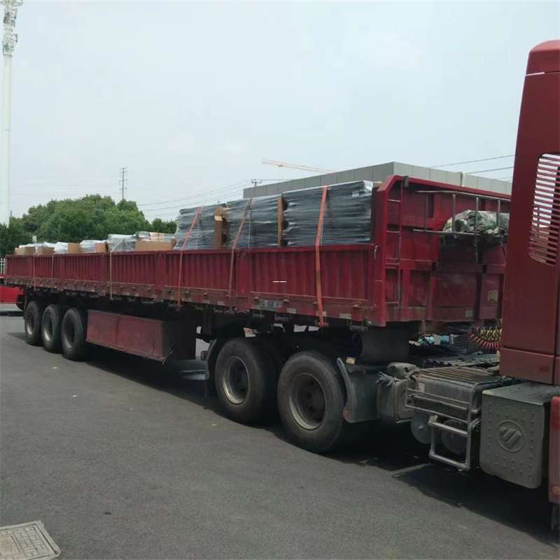 咸安区乌鲁木齐县物流专线：高效直达的运输之旅